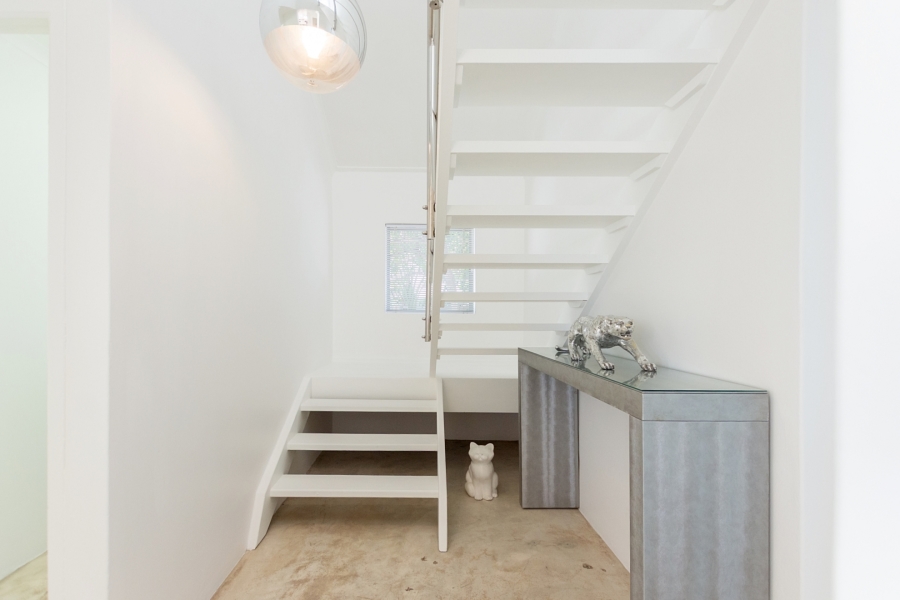 5 Bedroom Property for Sale in Golden Mile Western Cape